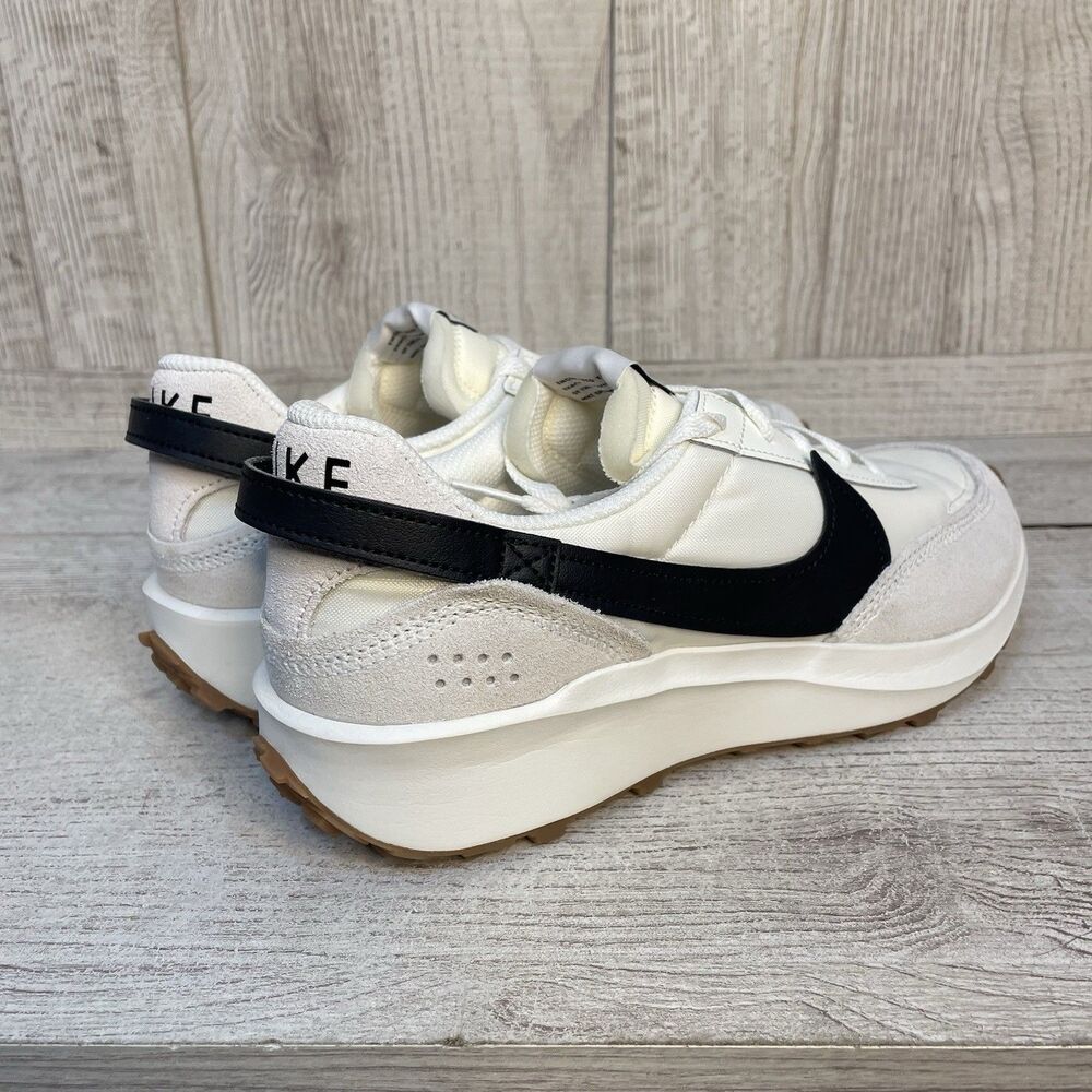 Nike Waffle Debut Women’s Sz 11 Running Sneakers Sail White Black Gum DH9523-109 - Picture 4 of 9